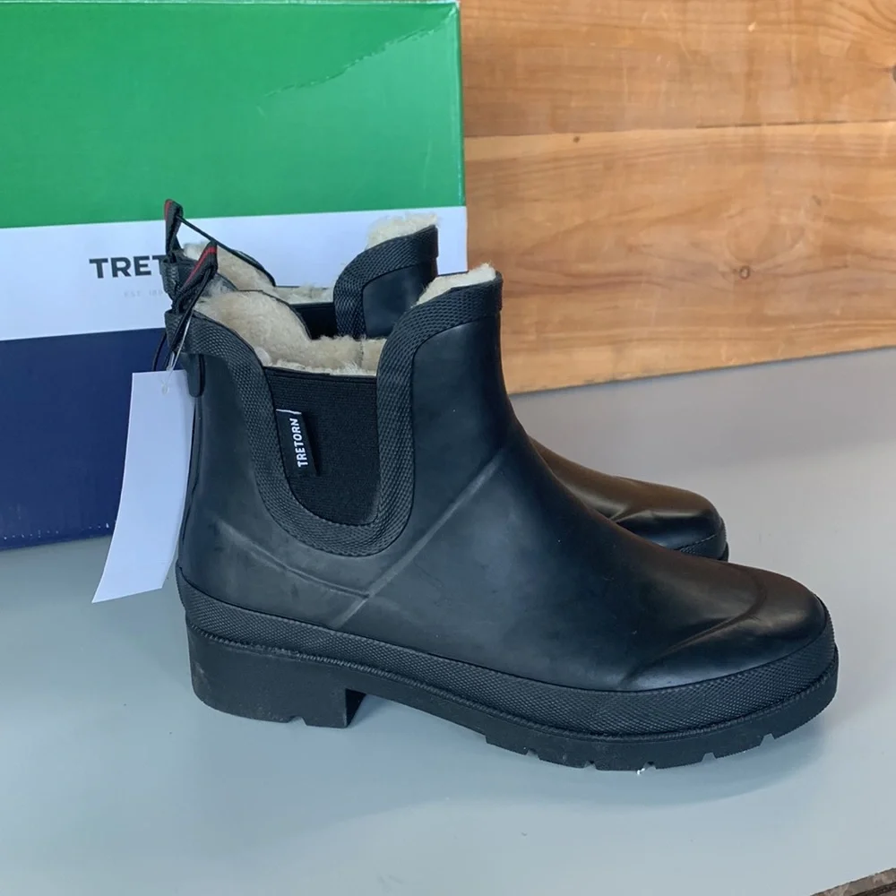 NWT Womens Tretorn Lena Rubber Rain boot Ankle Black Waterproof Chelsea - Picture 3 of 6